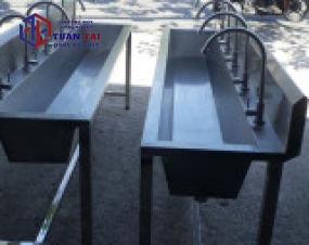 Bồn rửa tay inox 5 vòi dùng trong nhà máy, trường học, Nhà Hàng