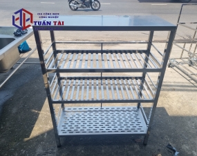 KỆ SONG INOX 4 TẦNG Ở BÌNH DƯƠNG 