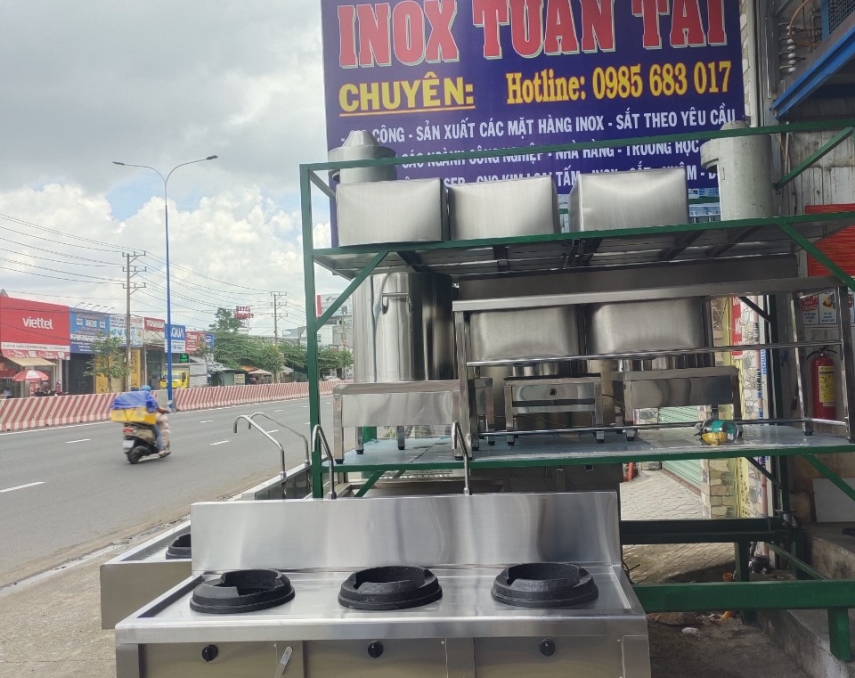 BẾP Á 3 HỌNG KIỀNG BÁNH Ú CÔNG NGHIỆP 