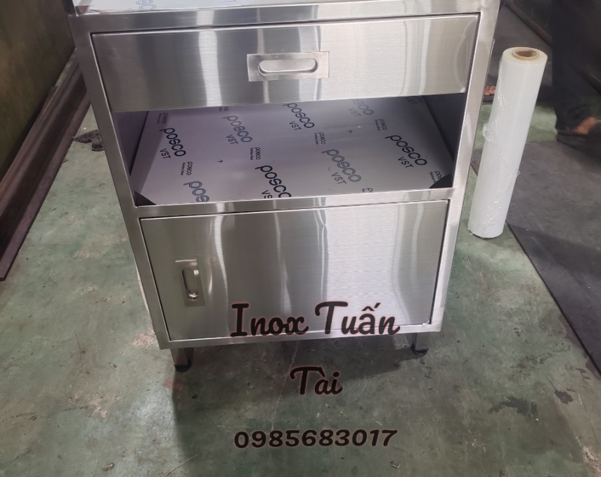 TỦ ĐẦU GƯỜNG Y TẾ - THIẾT BỊ Y TẾ
